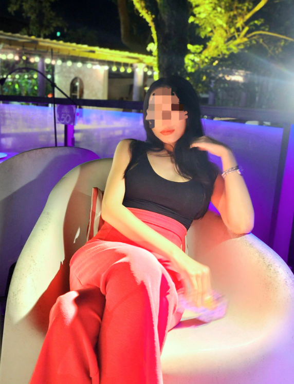 ALONE APPLE 💕 tweet media