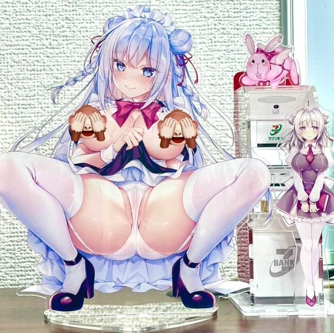 れいわちゃんアクスタ届いた〜でっっっか!!存在感が半端ない🥳 