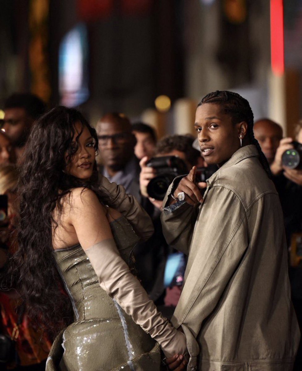 Me and bae leaving the club early to go have sex😌