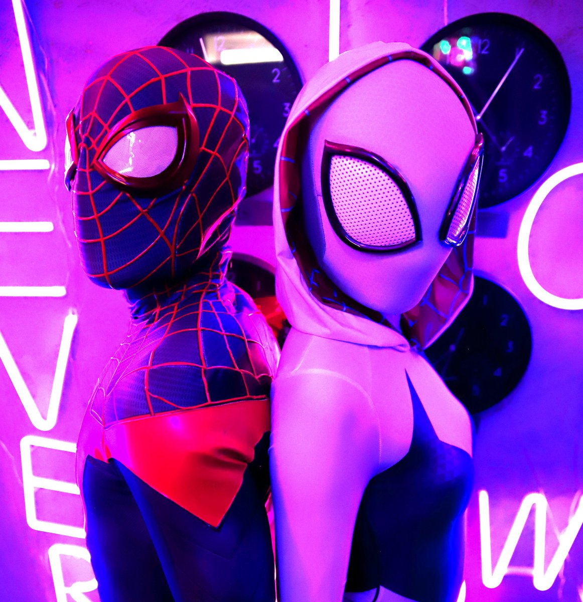 Blakwire's tweet photo. #スパイダーマンの日

So much fun to cosplay miles 😊 https://t.co/QGN98d8EkU