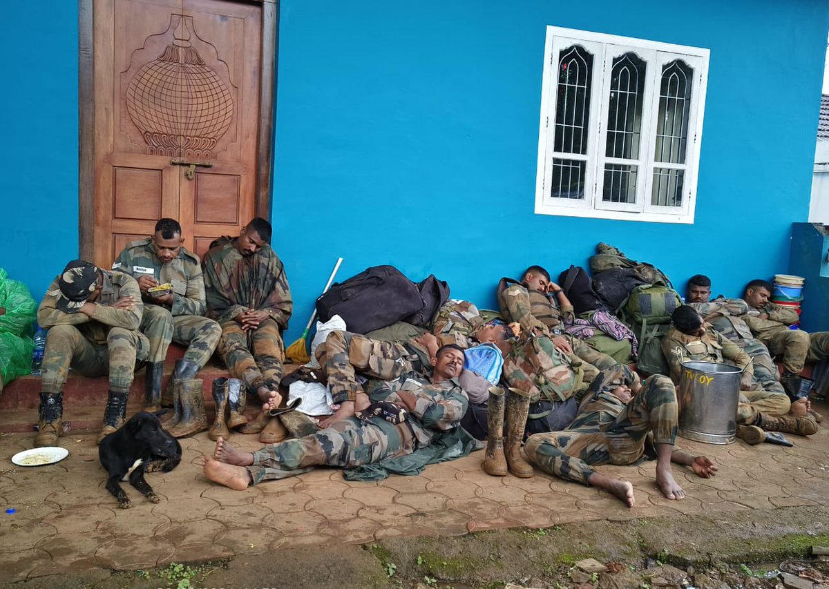 Declutter87's tweet photo. No Food, No water, No ceiling
No AC, No Bed, No comfort

Sleeping under open sky
Waiting for Next light
To wake up again &amp; save more lives.

Those who say God don't exist
Must see this pic &amp; Take a Sigh

God do exist my brother
&amp; It comes with these guys..
@adgpi #WayanadLanslide https://t.co/FBBU24sv0z