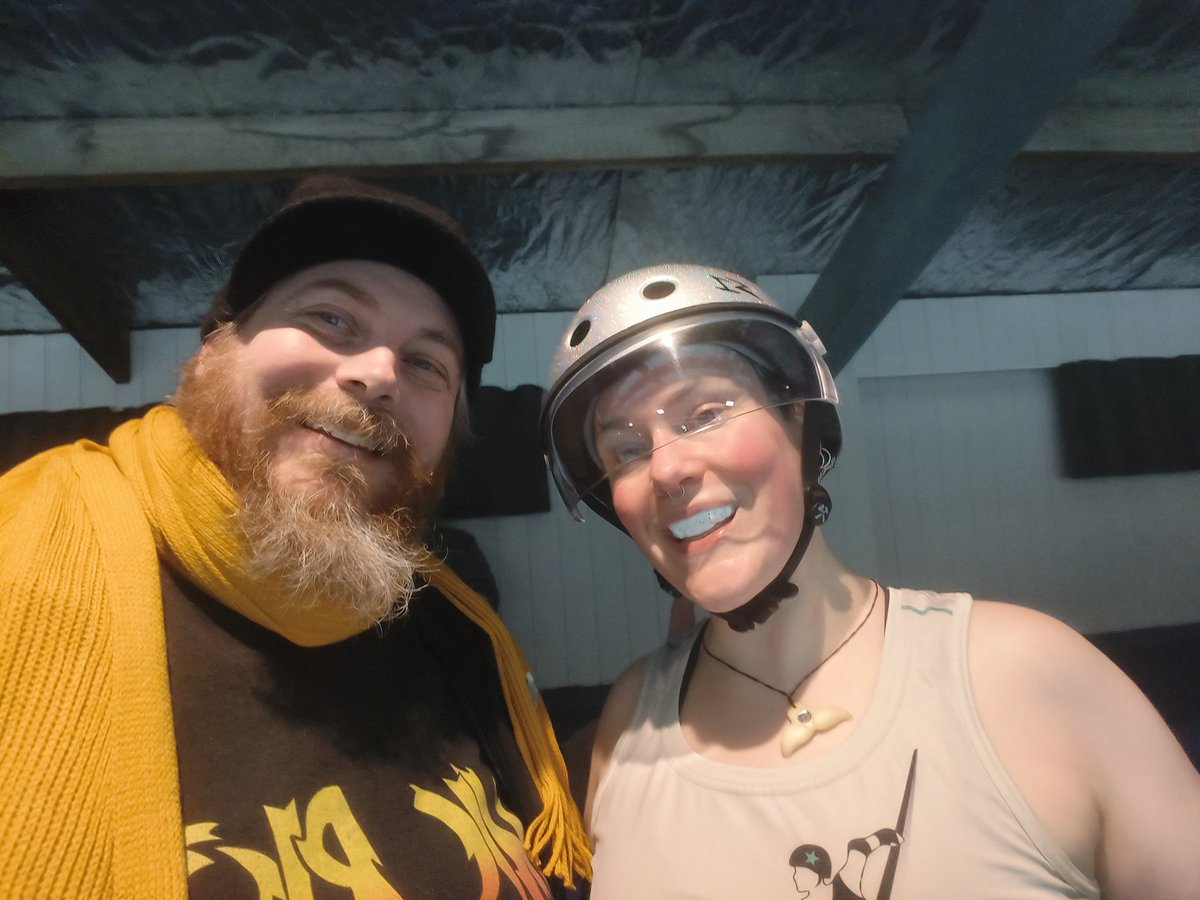 MicRiot's tweet photo. Caught up with this star 😃.
Final score 188 Swamp city 88 ARDL https://t.co/zAleRElVP4