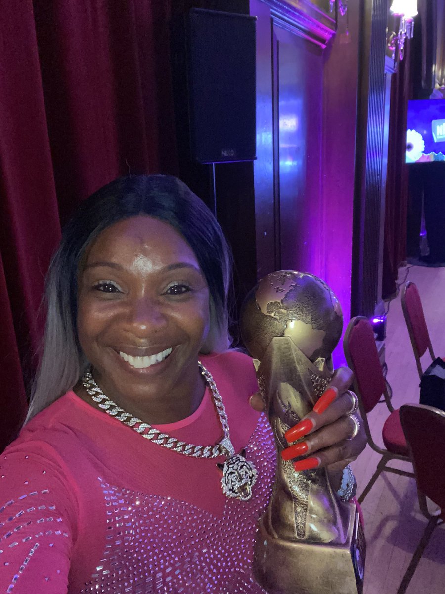 Wow what a fantastic evening we all had at the NATIONAL REALITY TELEVISION AWARDS ❤️🤩🙌🏽💯🎉🏆👏🏽💐💝