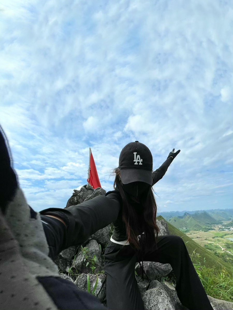 linhai tweet media