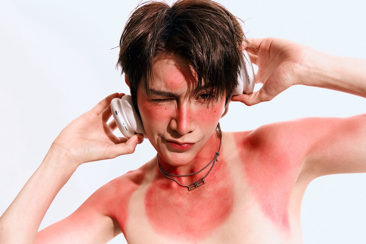 peatwasu's tweet photo. Hot like Fire 🔥

#Heatstrokemakeup #Peatwasu #CaptainPeat #BabyFeat https://t.co/NAugWoFSoS