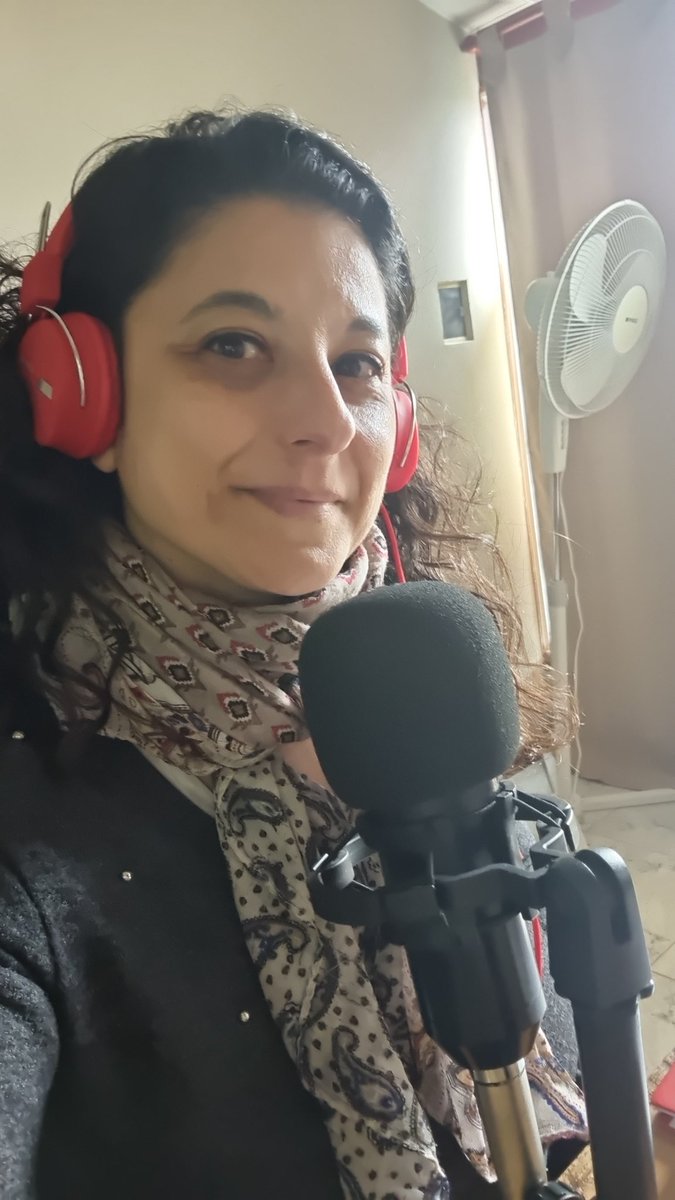 CadiVanesa's tweet photo. Hola @LaJunglaRadio  como están??? Aqui les dejo para q me escuchen en nuestro programa el show de la cocina!! Los sábados de 13a 14.30 hs Argentina! https://t.co/YkQgzDKqpg https://t.co/ECtCIkY7Uf