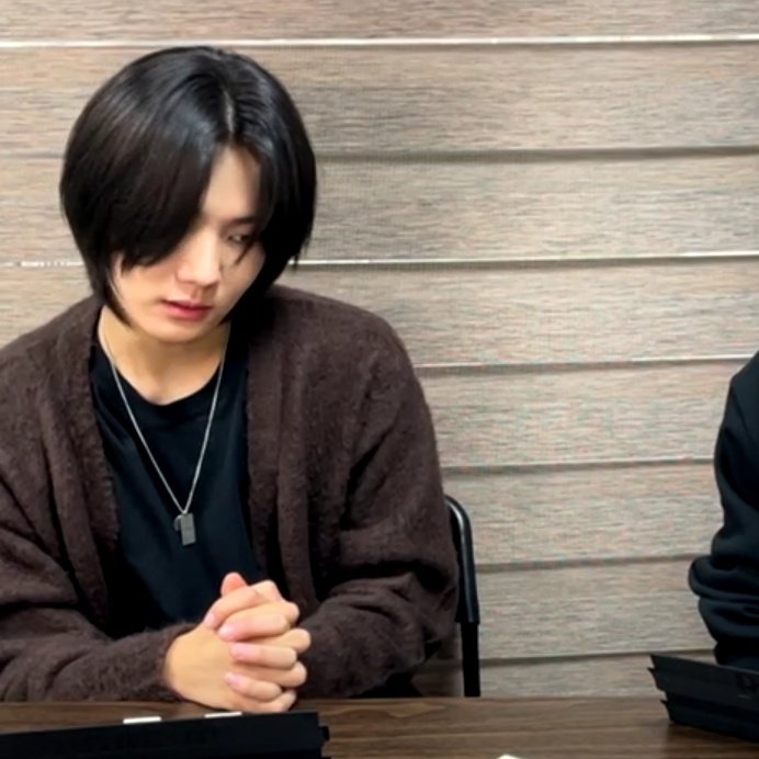___t25___'s tweet photo. quiero pedir una disculpa publica a kim gunwoo por lo que vió en mis historias, de ahora en adelante reflexionaré sobre mis acciones y pensaré dos veces antes de subir contenido no apto para todo público, una vez más, sumimasen 🙏🏻 

#TFN_FOREVER_WITH_US https://t.co/NDhgot7cgj