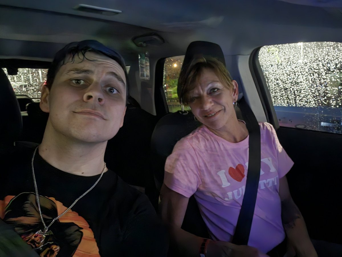 Monster-Mania with Mama Dream is over! I wasn't able to meet everyone I wanted BUT we had fun! Moms FIRST convention, and I'm going again Sunday with Azy! 💜 BE IN STREAM TOMORROW! I got stories! 💜🎉💜🎉