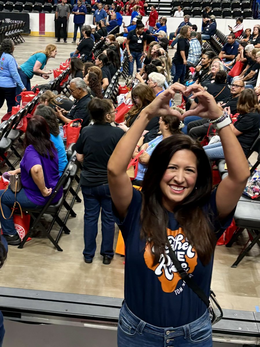 Jenifer Guerra (@tbms_guerra) on Twitter photo Convocation w my peeps! <a href="/CCISD/">CCISD</a> <a href="/Garza_GMS/">Raymond Garza</a> <a href="/Arredondo_CHS/">Robert M. Arredondo</a> <a href="/MSChavez_AP/">Senette Chavez</a> <a href="/DRamirez1197/">Danny Ramirez</a> <a href="/TomBrowneCC/">Tom Browne Middle School</a> Convocation w my peeps! <a href="/CCISD/">CCISD</a> <a href="/Garza_GMS/">Raymond Garza</a> <a href="/Arredondo_CHS/">Robert M. Arredondo</a> <a href="/MSChavez_AP/">Senette Chavez</a> <a href="/DRamirez1197/">Danny Ramirez</a> <a href="/TomBrowneCC/">Tom Browne Middle School</a>