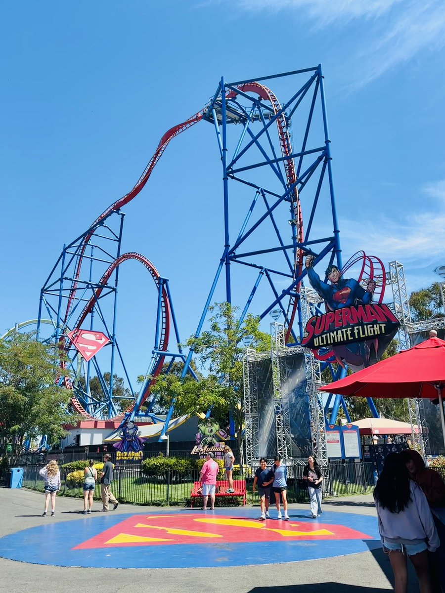 MrsOleary1814's tweet photo. Family fun at Six Flags Discovery Kingdom and Six Flags Hurricane Harbor 🇺🇸🤍🎢🏊🏻‍♂️😁 @SixFlags #SixFlagsDiscoveryKingdom #SixFlagsHurricaneHarbor #SummerHoliday #SummerTime #Summer2024 #FamilyFunInTheSun #California https://t.co/GuZKb88sNQ