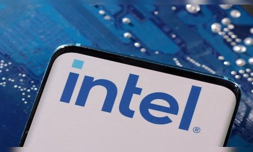 CNBCTV18News's tweet photo. Intel suffers worst stock decline in decades after grim forecast

Read more here:

#Intel #IntelSharePrice 

https://t.co/13KpzInQK1 https://t.co/AjoTfydtIf