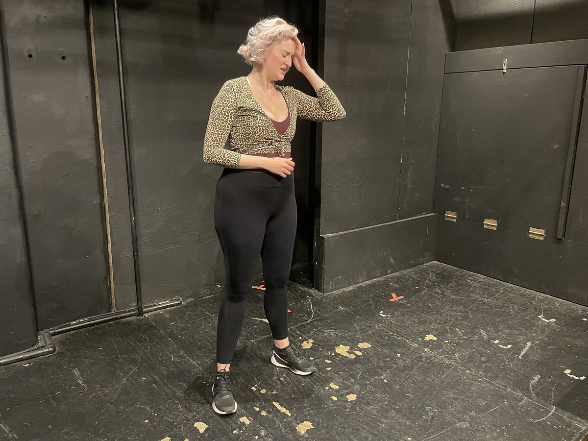 The moment you realise you haven’t bagged your tickets to this ⭐️⭐️⭐️⭐️⭐️ adventure through time and space 🤷‍♀️

🚨ITS OK GUYS DONT FREAK OUT🚨

19-24 August 
12:35pm
#theSpaceUK @ Vanue 45 

Follow my the link in our bio for the lowest booking fees 🎟️

#unleashyourfringe <a href="/edfringe/">Edinburgh Festival Fringe</a>