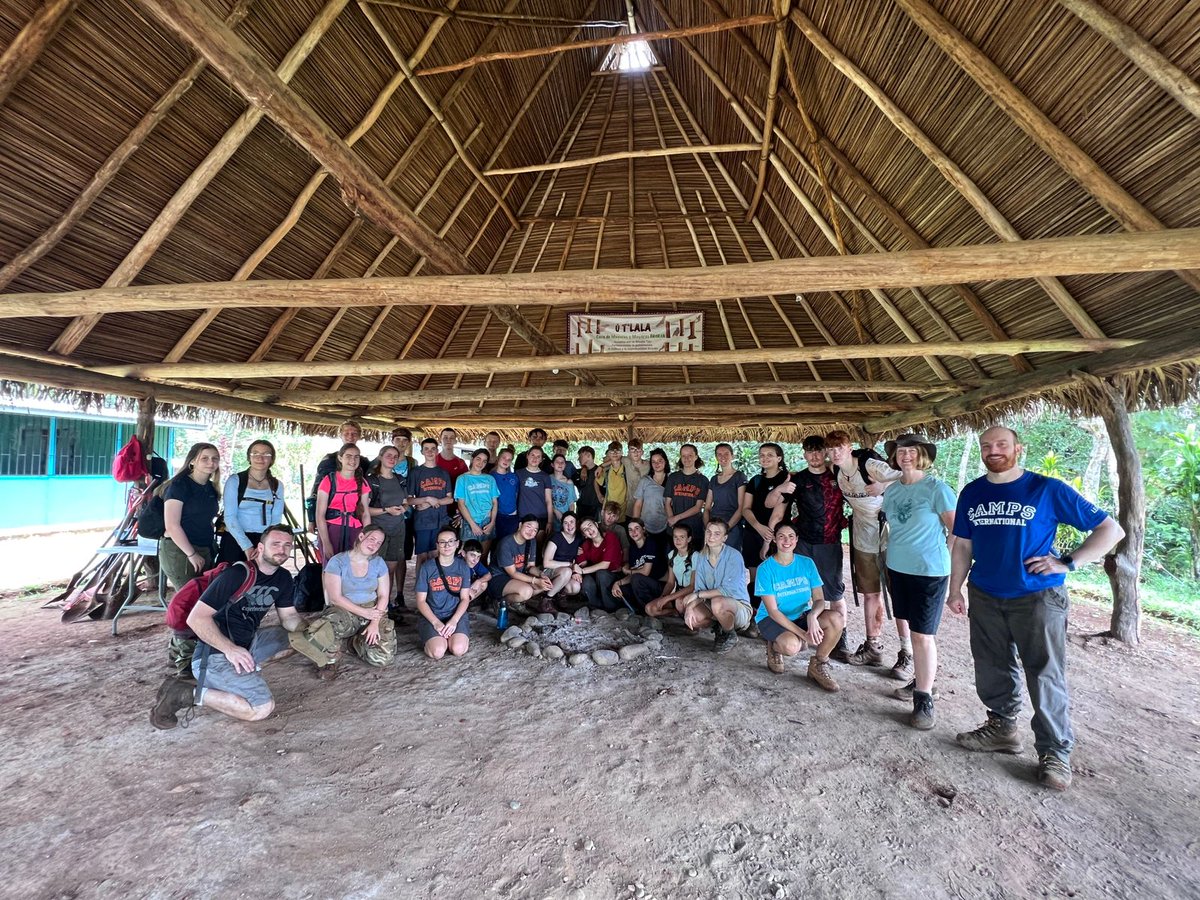 #TeamMapache and #TeamPuma in a U'Tlala at  #CampTER. <a href="/CampsInt/">Camps International</a>