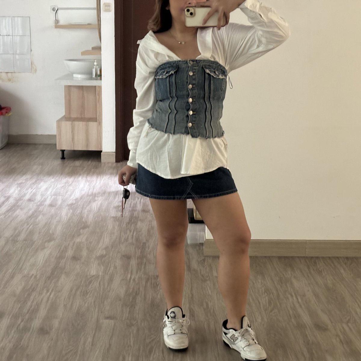 𝐿𝒶 tweet media