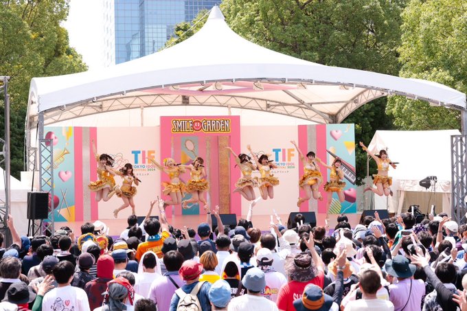 Twitterのコスプレ画像24