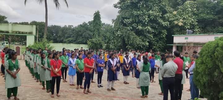 PS8087's tweet photo. #ଚାଲନ୍ତୁ ଆଜି ସମସ୍ତେ ମିଶି ସପଥ ନେବା ଭବିଷ୍ୟତ ରେ ଜଣେ ଜଣେ ଅଙ୍ଗ ଦାତା ରକ୍ତ ଦାତା ଜୀବନ ଦାତା ହେବା 

#ମୃତ୍ୟୁ ପରେ ବି ବଞ୍ଚି ରହିବାର ଏକ ମାତ୍ର ଉପାୟ ଅଙ୍ଗଦାନ। ତାହେଲେ ଡେରି କାହିଁକି ଆସନ୍ତୁ ସଭିଏଁ  ଅଙ୍ଗ ଦାନ ପାଇଁ ଏକ ପ୍ରତିଶୃତି ନେବା, ଅନ୍ୟ ର ଜୀବନ ବଞ୍ଚାଇ ପାରିବା ଏବଂ ସେମାନଙ୍କ ମଧ୍ୟ ରେ ନିଜକୁ ଅନୁଭବ କରିପାରିବା! https://t.co/a8AL68274k