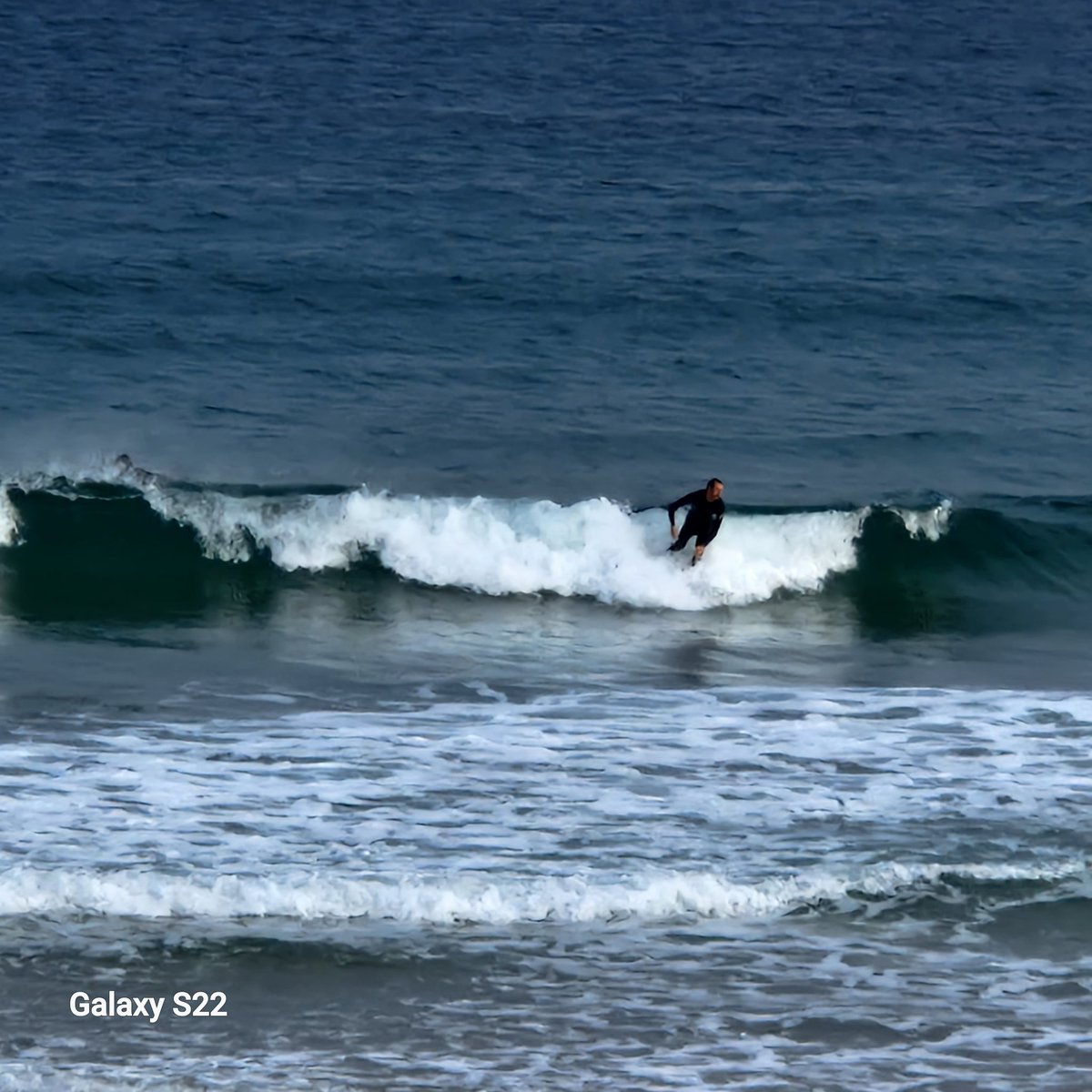 JosianeMehouas's tweet image. Tous les #surfeurs ne sont pas aux @jeuxolympiques , certains flirtent avec les vagues aux grèves d en bas de #Plevenon @dinancapfrehel @cotesdarmor22 @regionbretagne @atout_france #vacancesfamiliales