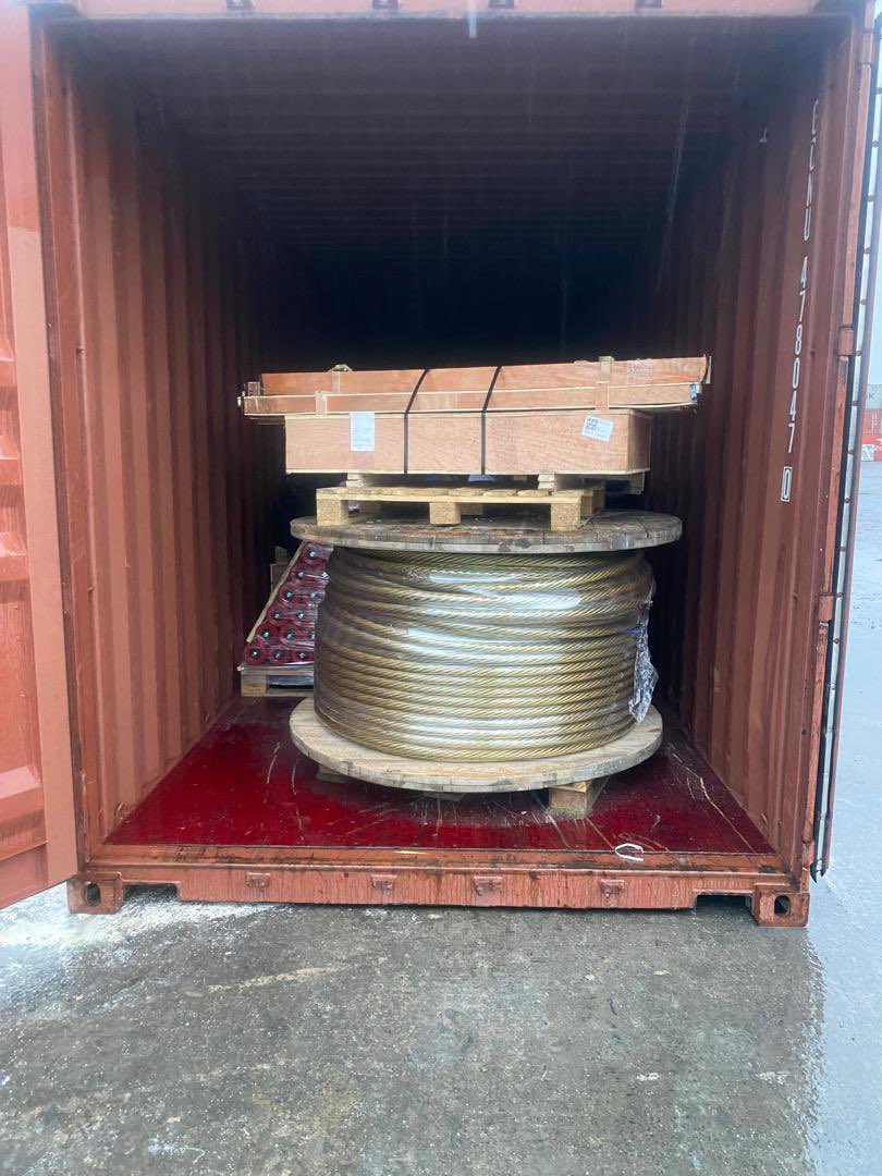 logistic_ships's tweet image. As we thrive for customer satisfaction , we take responsibility for each item being forwarded or cleared by air , land or sea .
Yesterday was no different .. our Operations Manager , directed his team late into the night under torrential downpour achieving the desired results !