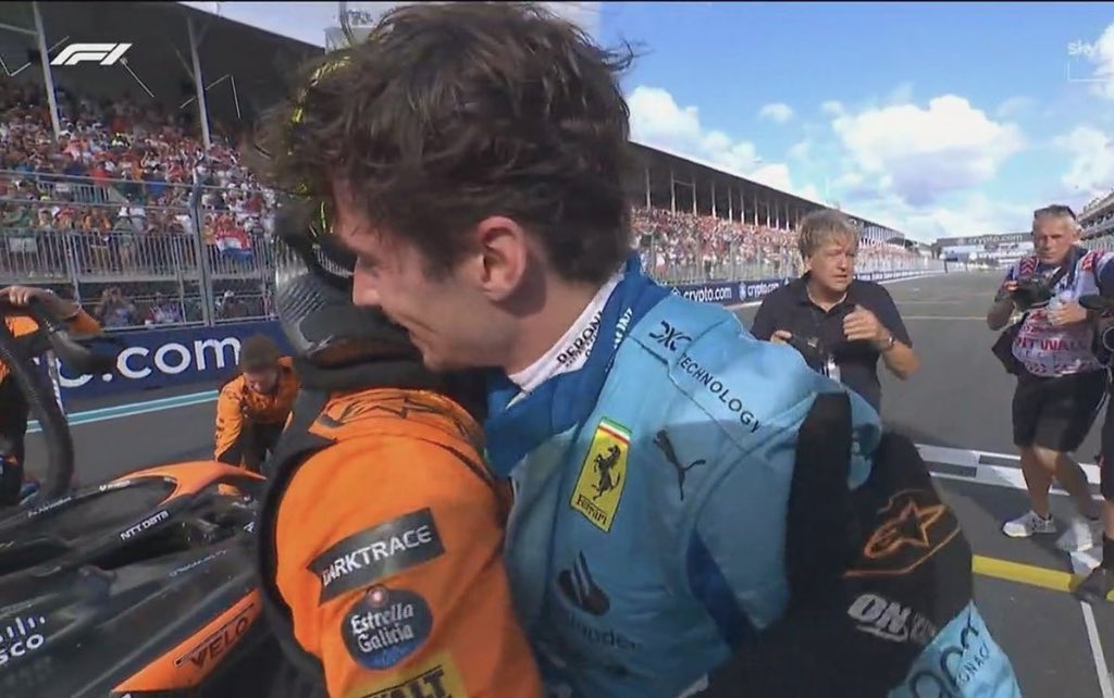 heart4VER's tweet image. do you ever be having a bad day but then think about how EVERYONE was so happy when Lando Norris got his first win in Miami ??!!