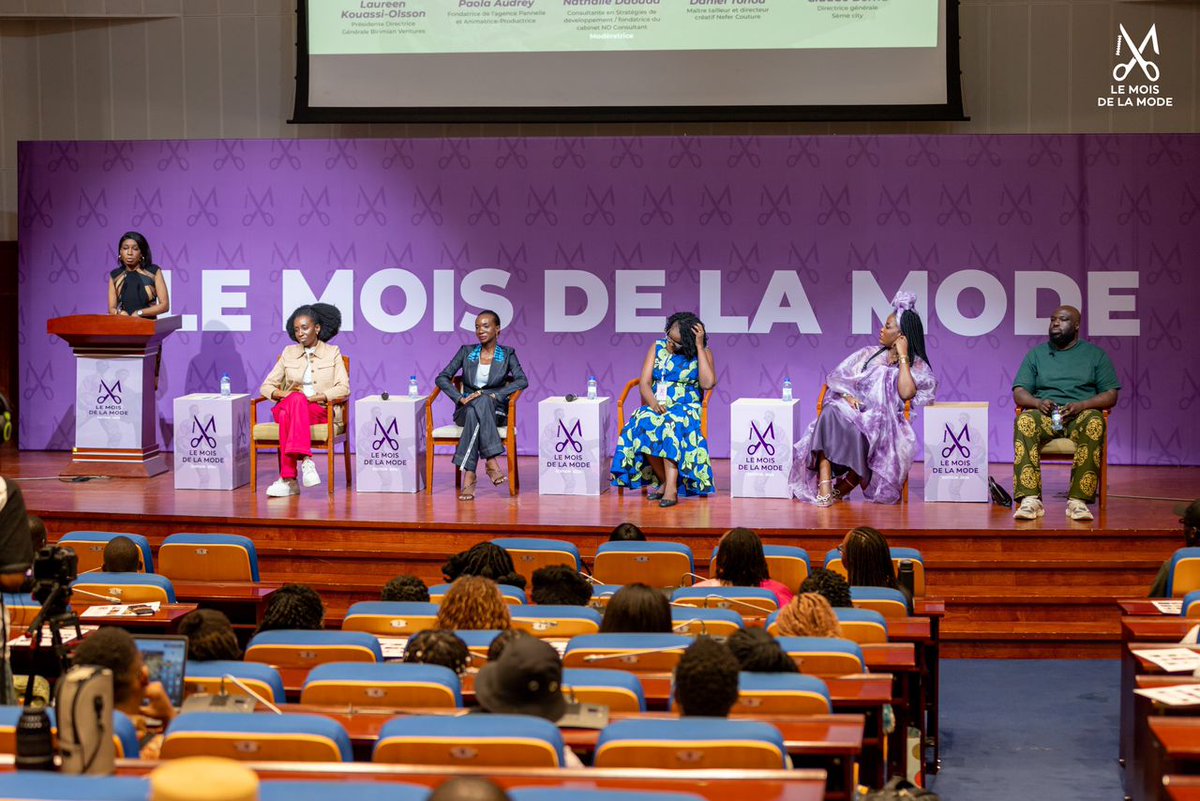 Several panels were organised to discuss the challenges of the african fashion industry in 2024.

<a href="/TourismeBenin/">Tourisme Bénin</a> 

#Birimian #Africanfashion #Benin
