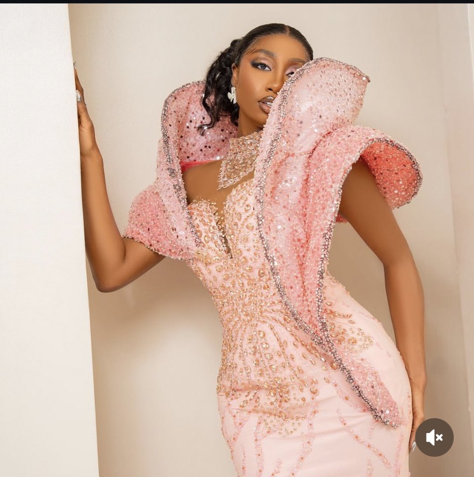 DeelightsTags's tweet photo. Happy birthday to the fiercest, most outspoken,intelligent, fashionable &amp; passionate person @OfficialDoyin_ .Deelights didn’t make a mistake of supporting you cuz you’re everything and more.We love you and wish you more money &amp;opportunities.❤️☀️

HAPPY BIRTHDAY DOYIN 
#DoyinDavid https://t.co/OGkbrvpUwo