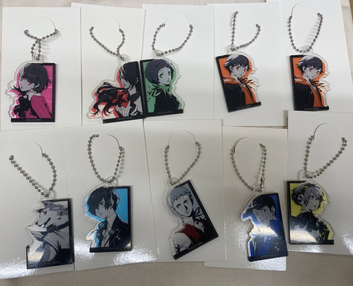 hawakuta's tweet photo. ペルソナ3 リロード P3R ダイソー Daiso キャンドゥ 100均 アクリルキーホルダー アクリルスタンド ステッカー カード アクキー アクスタ 交換譲渡

【求】荒垣カード,ステッカーor定価
【譲】画像

仕事の為撮影時間がなく画像はありませんが、
ステッカー,カードもほぼ全種所持しております。 https://t.co/U96XxxctFz