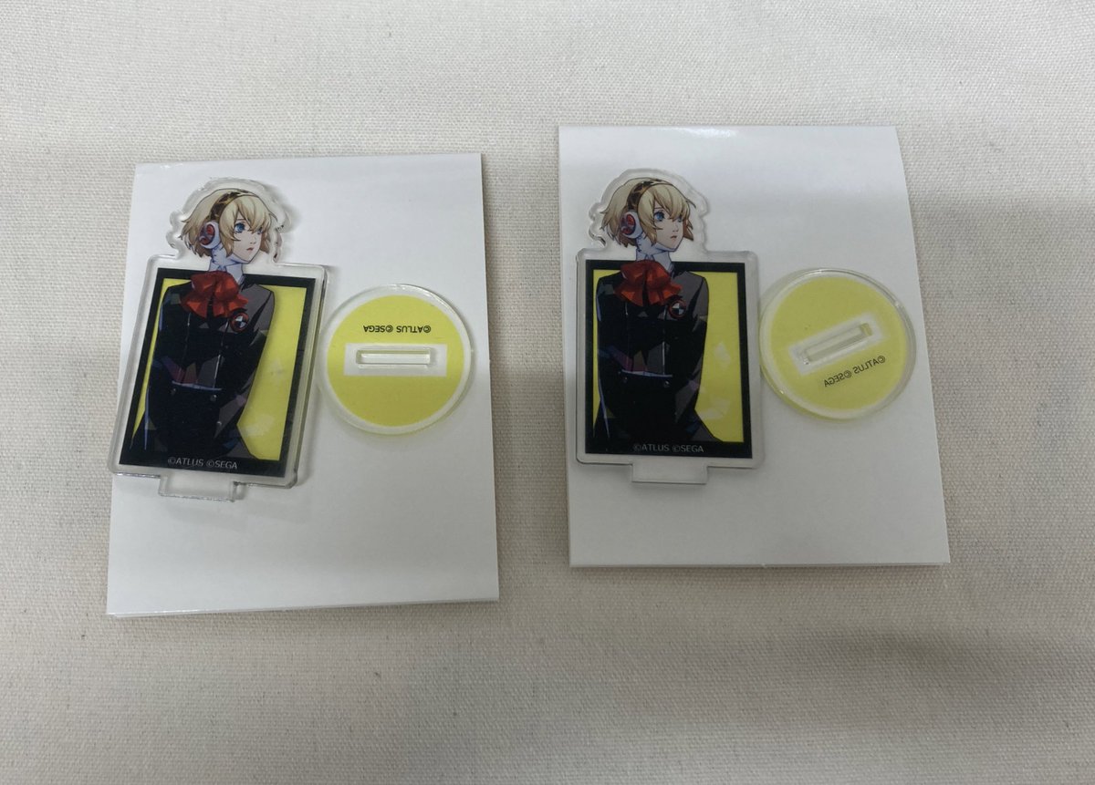 hawakuta's tweet photo. ペルソナ3 リロード P3R ダイソー Daiso キャンドゥ 100均 アクリルキーホルダー アクリルスタンド ステッカー カード アクキー アクスタ 交換譲渡

【求】荒垣カード,ステッカーor定価
【譲】画像

仕事の為撮影時間がなく画像はありませんが、
ステッカー,カードもほぼ全種所持しております。 https://t.co/U96XxxctFz
