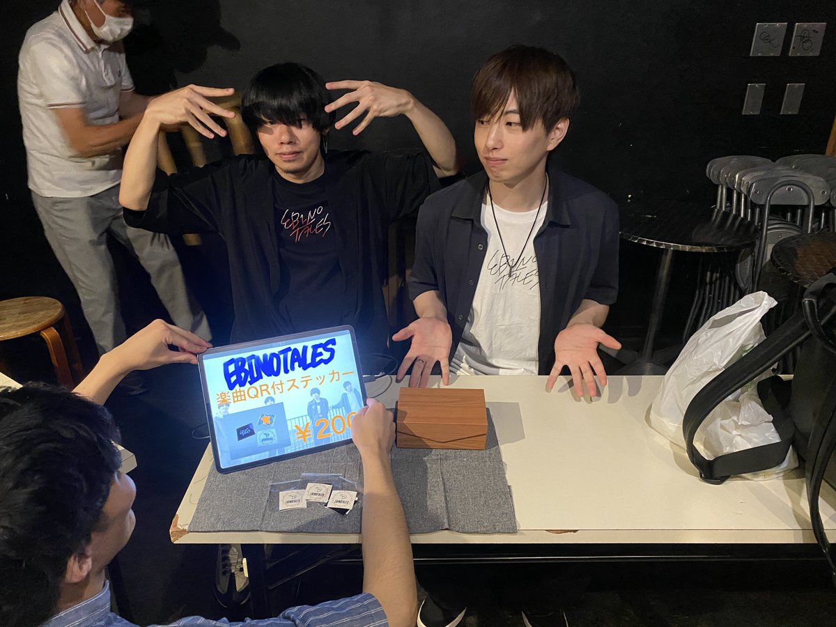 ebinotales's tweet photo. 本日より物販あります！
楽曲QR付ステッカー　¥200.-
何卒お願いします！ https://t.co/cG4QCSmfNE