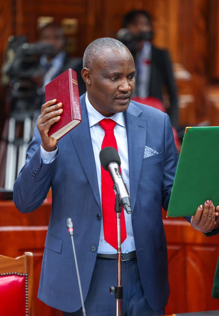 Mwalimu Dysmas, AMSπ― (@kdysmas) on Twitter photo Buana we still have smart guys/politicians in Kenya π°πͺ Am impressed by this guyπ Hope he saves the face of KK government. Buana we still have smart guys/politicians in Kenya π°πͺ Am impressed by this guyπ Hope he saves the face of KK government.