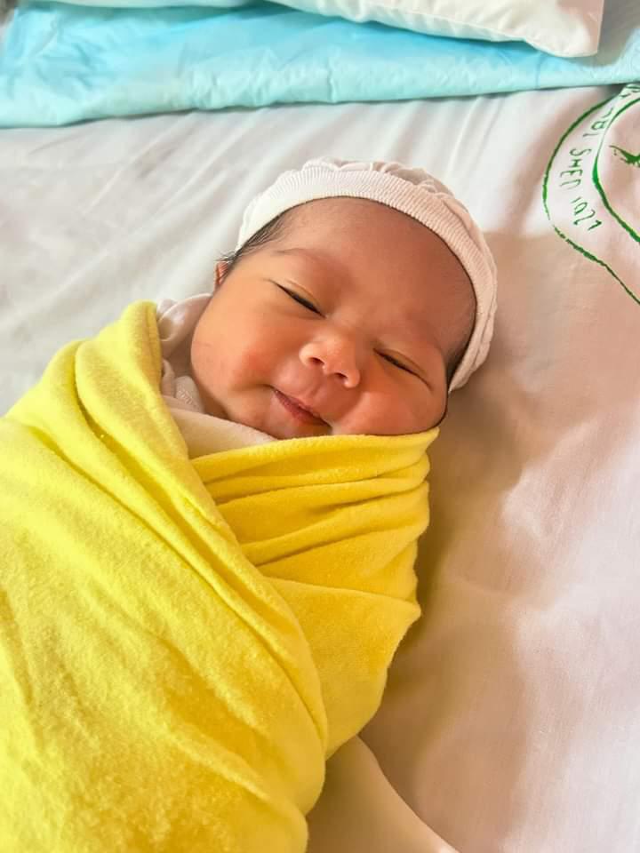Plinano, hinintay, at ipinagdasal namin.
Ibinigay, pinakiggan, at sinagot NIYA.
Salamat Panginoon sa ibinigay mo na aming pinakahihintay na biyaya. Patunay na ang dasal ay sadyang makapangyarihan.  Napakasayang pagdating sa aming buhay, Jill Caleb.