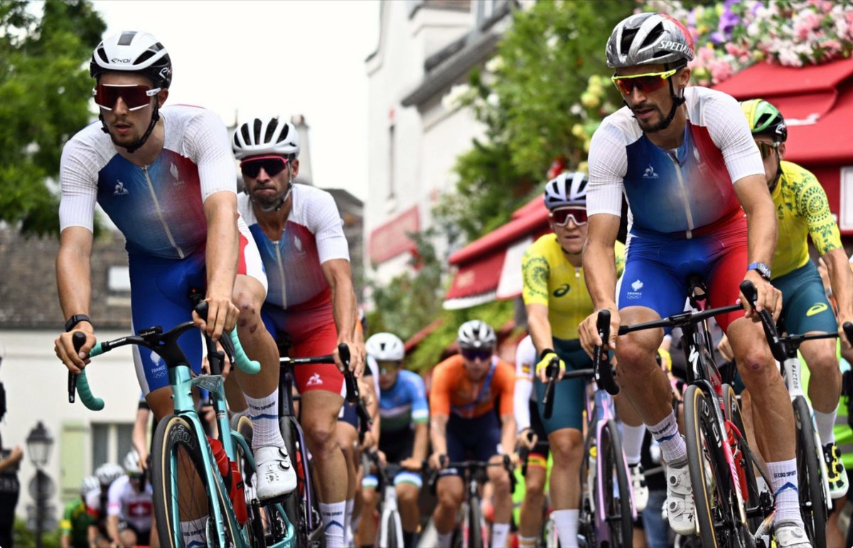 petrodavid21's tweet photo. JO de Paris 2024
Cyclisme sur route
1 Remco Evenepoel
2 Mathieu Van Der Poel
3 Julian Alaphilippe
#METADEX #JOdeParis2024 #PredictionGmes #cyclisme https://t.co/6MoVlxIVaj