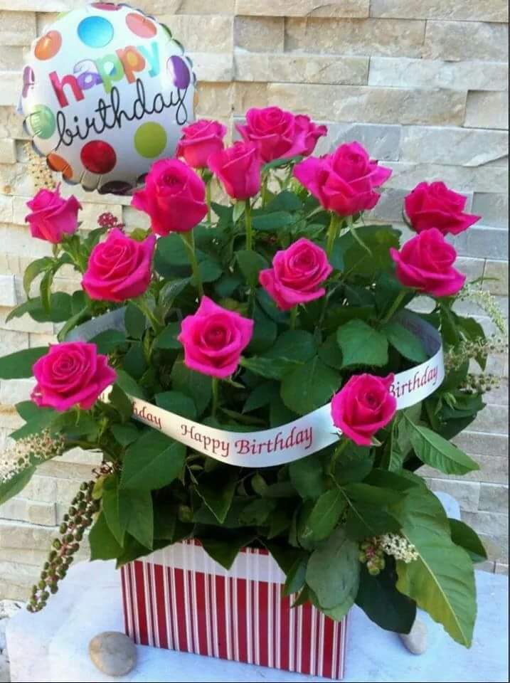 MyNameReza85's tweet photo. Happy birthday to me... Alhamdulillah diberi kesihatan yang baik &amp; rezeki yang murah.. dipermudahkan perjalanan hidup didunia &amp; akhirat.. 🥰🥰🥰 https://t.co/lM6tVNhysS