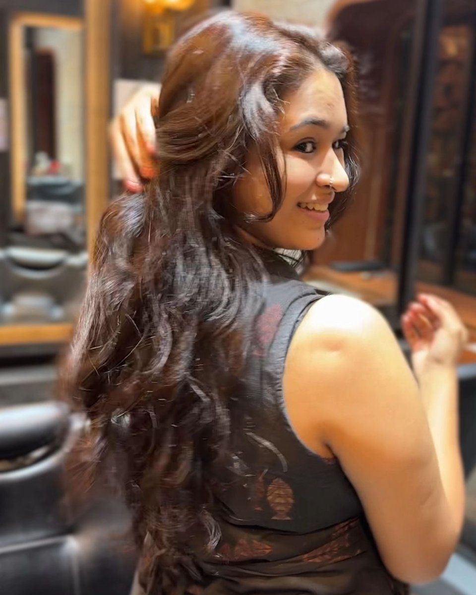 stargallery2020's tweet photo. #MeeshaGhosal #Meesha 🤩 https://t.co/dAm20rsgPK