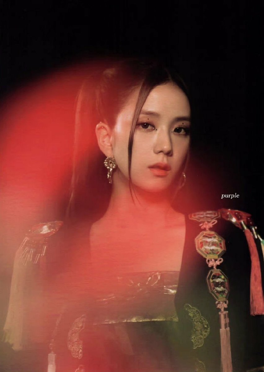 jisoo pics tweet media