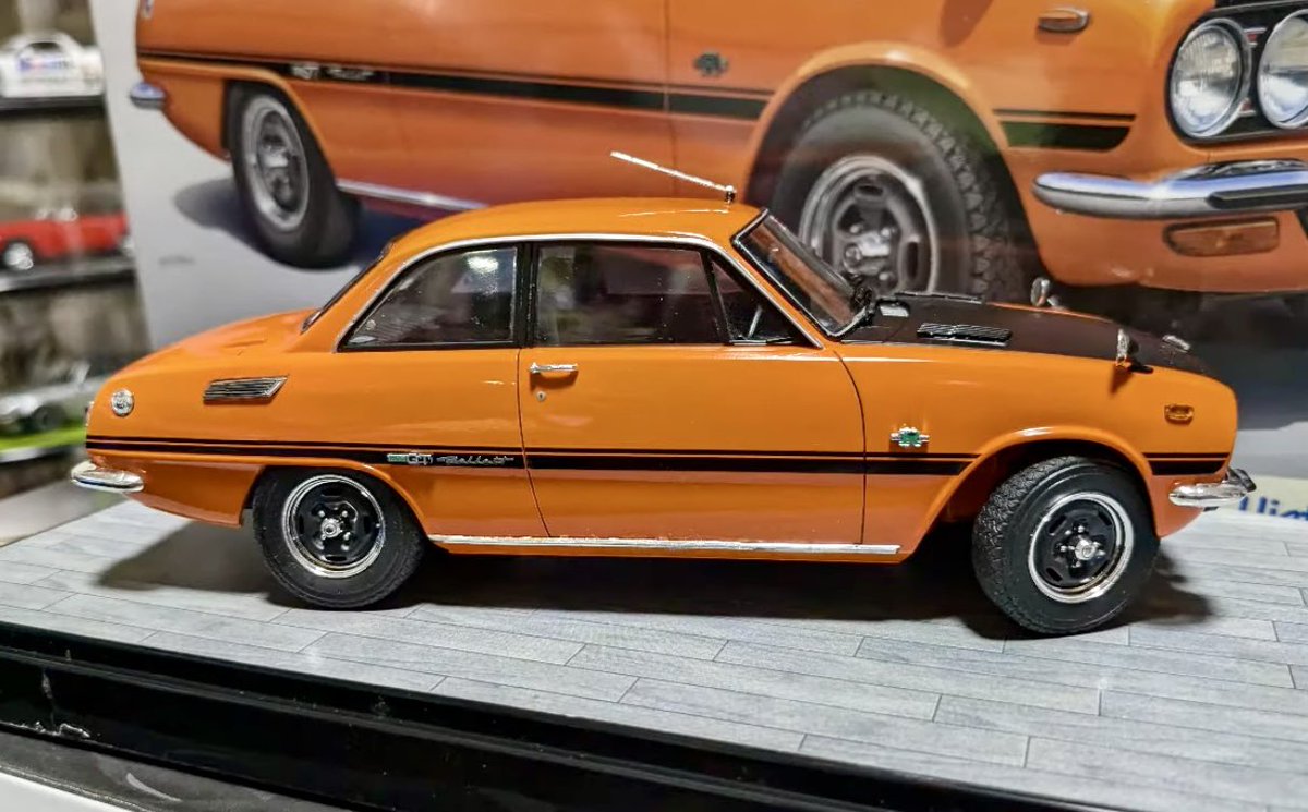 nabech_official's tweet photo. 【本日の愛車っ💕No.1418】
yoshifumi Hosokawaさんの
「ISUZU BELLET 1600GTR EARLY VERSION(1969)」
#なべさんのチャンネル
#nabesan
#カーモデル
#視聴者さん作品画像投稿
#BELLET
#ハセガワ https://t.co/Q9CrFYiC4Q