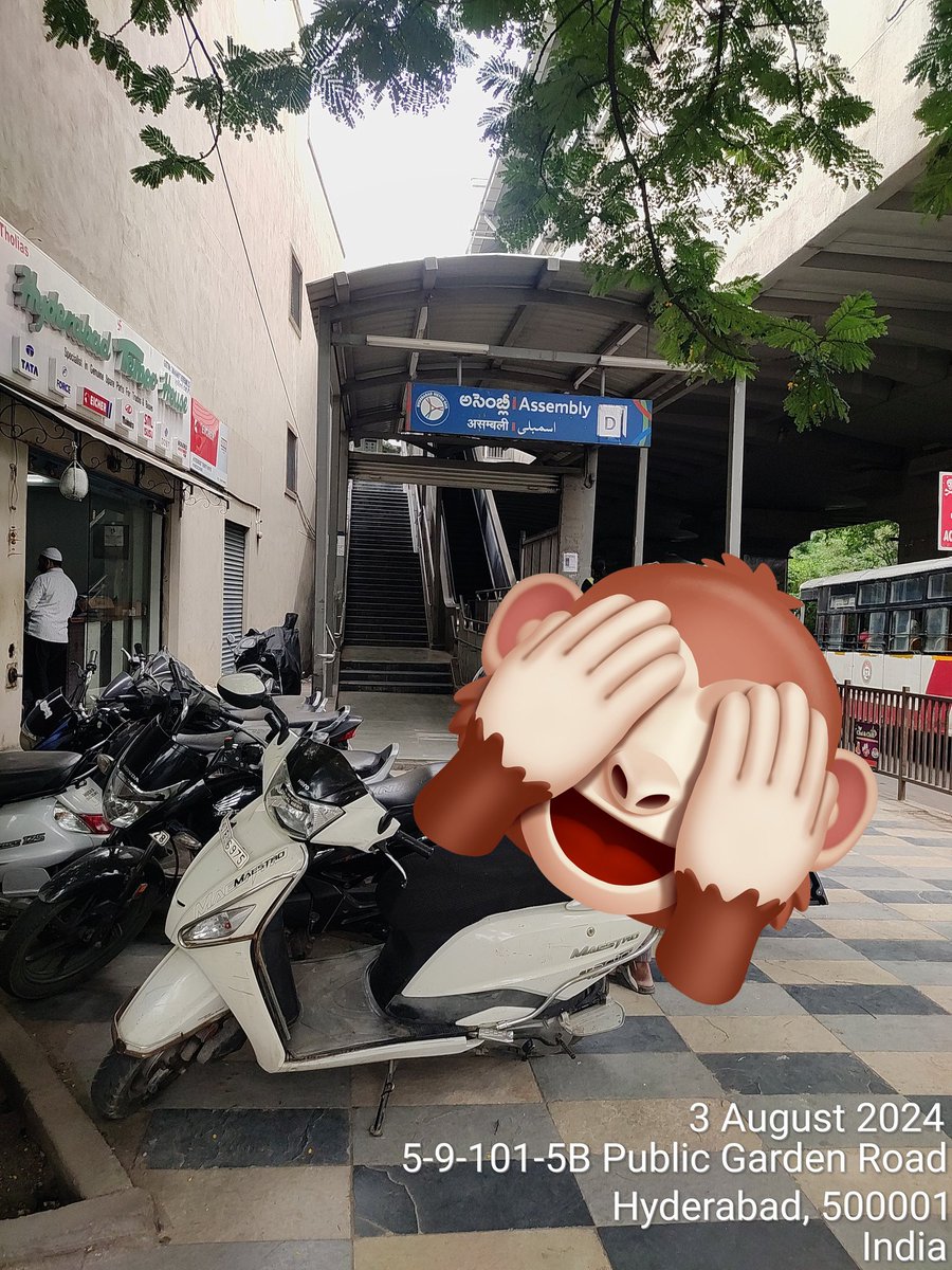 Citizen_TS's tweet image. Mam @CommissionrGHMC under ur guidance, any measures of clearing the #footpaths or else it will remains the same?
What's d need if it's enchroached n #pedestrians forced to walk on road?

Pls 🙏 @ZC_Khairatabad @GHMCOnline 
Even metro stations seen with parking 🛵🛵 @HiHyderabad