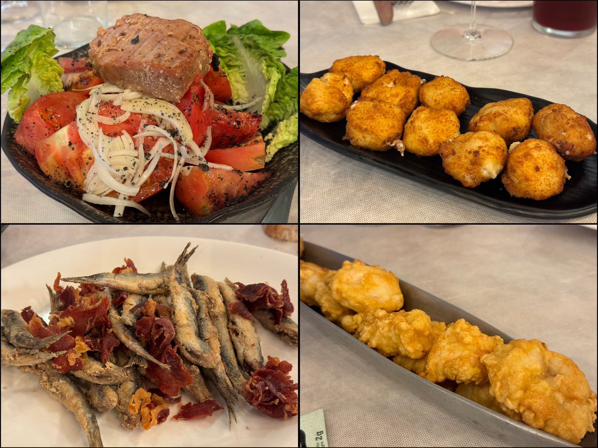alonsenna's tweet image. Miradoriu, Playa de Vega. Tomate con atún a la brasa en aceite de Gueyu Mar. Croquetas, bocartes con jamón, fritos de pixín, tacos de bonito, cachopo, tarta de queso afuega’l pitu y maravilla de champanes. Cenar aquí así viendo la puesta de sol en Playa de Vega no tiene precio…