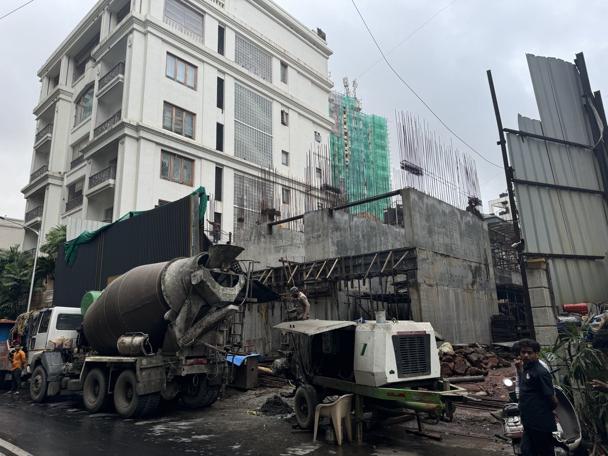 Manish R. Jain tweet media