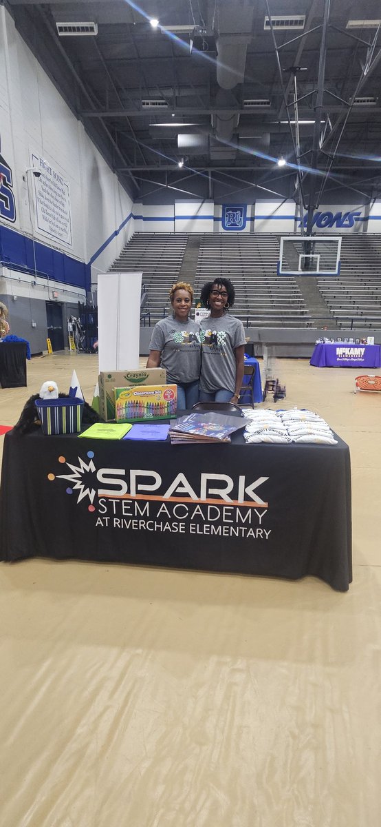 LaTonda Cherry (@latondacherry) on Twitter photo Come visit the Riverchase table at the CFBISD Back to School Fest at RLT HS, today 9am-12pm! We can't wait to see you 💚 <a href="/CFBISD/">Carrollton-Farmers Branch ISD</a> <a href="/TeamRiverchase/">Spark STEM Academy at Riverchase Elementary</a> Come visit the Riverchase table at the CFBISD Back to School Fest at RLT HS, today 9am-12pm! We can't wait to see you 💚 <a href="/CFBISD/">Carrollton-Farmers Branch ISD</a> <a href="/TeamRiverchase/">Spark STEM Academy at Riverchase Elementary</a>