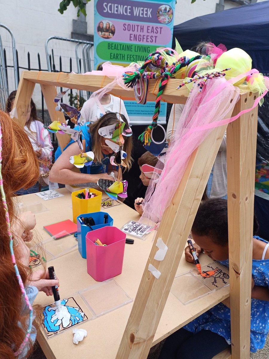 CalmastWIT's tweet image. So much happening on #STEM Street for @waterfordspraoi 🎪🎊🎉 Our friends @sanofi @PhysicsBusking @Haleon_health @Teva @SETUIreland @BubblyMaths join the challenges &amp;amp; fun today &amp;amp; Sunday 4th until 5pm  Hope to see you!  👋 #IUseMaths #STEM4All