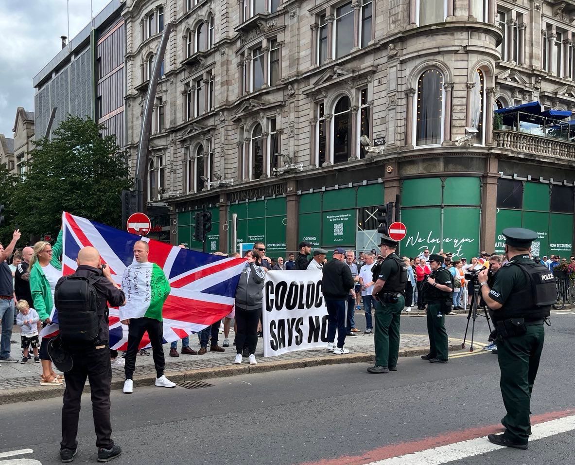 North Dublin's great patriots marching side by side with loyalists and fascists in Belfast today. 

But the left and the anti-racists are the "traitors". 

Know them by the company they keep.