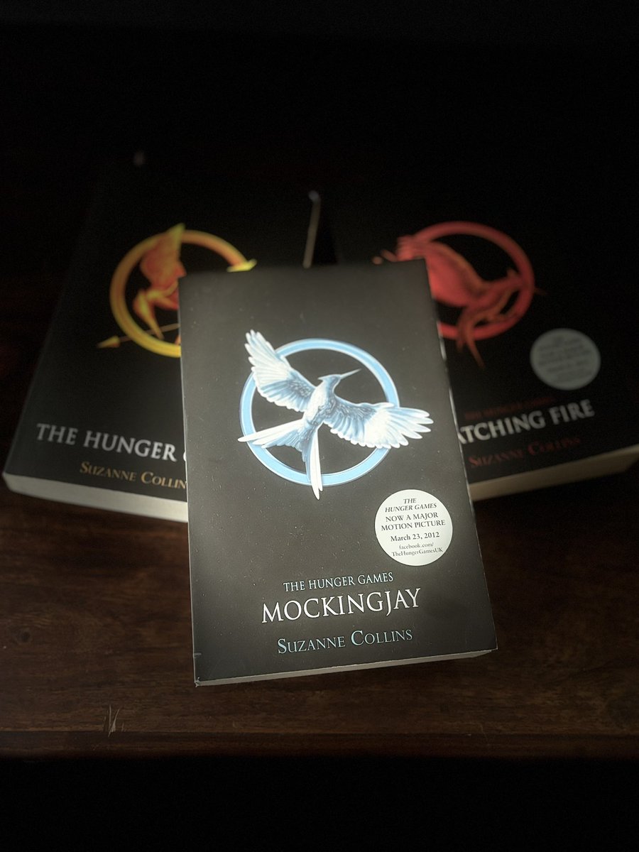 KaneJudge1's tweet photo. my favourite books/film series getting my tattoo next month 🖤
#hungergames #books #suzanneacollins #happyhungergames https://t.co/owzX0fhw4J