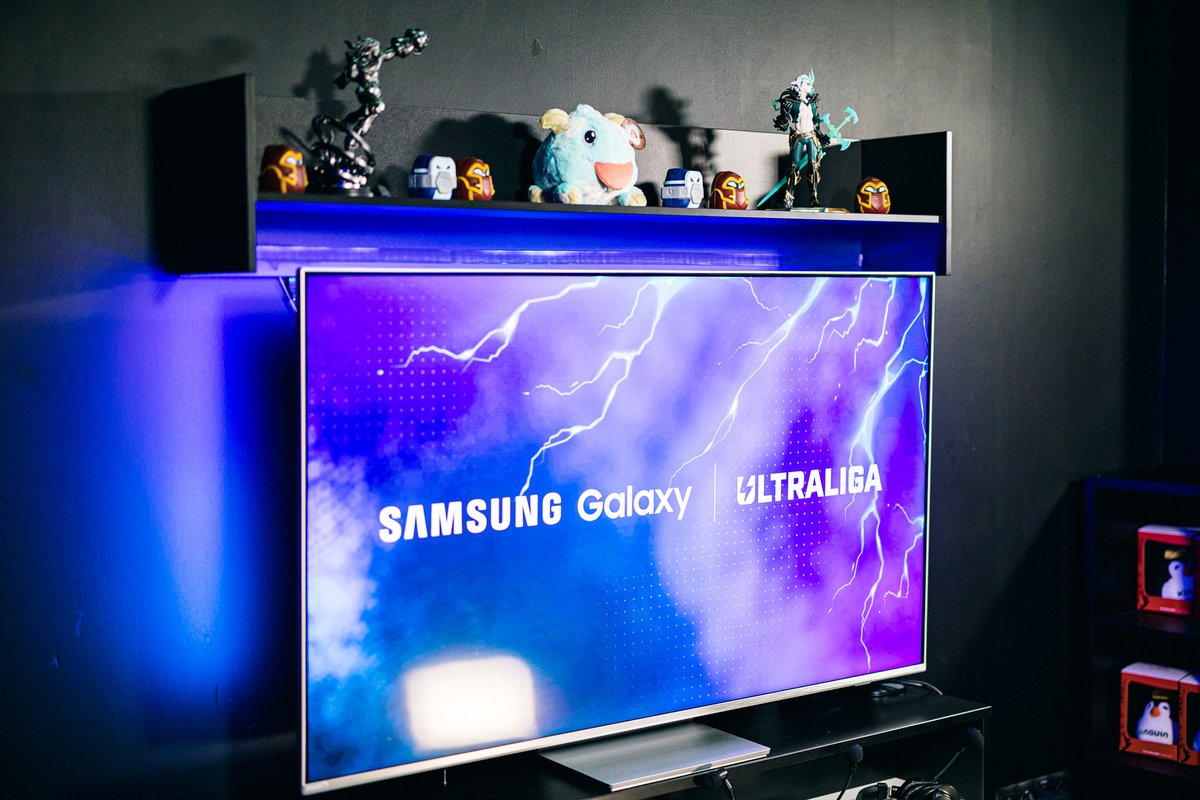 frenzypl's tweet photo. Już za chwilę startuje nasz event offline w Gdańsku! 🧜🔱

Wielki finał Samsung Galaxy Ultraligi rozpocznie się dziś o 16:30 w @KinguinLounge. Razem z fanami League of Legends będziemy przeżywać ten wyjątkowy dzień na żywo w najlepszym gamingowym barze w Trójmieście! 🔥 https://t.co/Q7NvOnWuvg