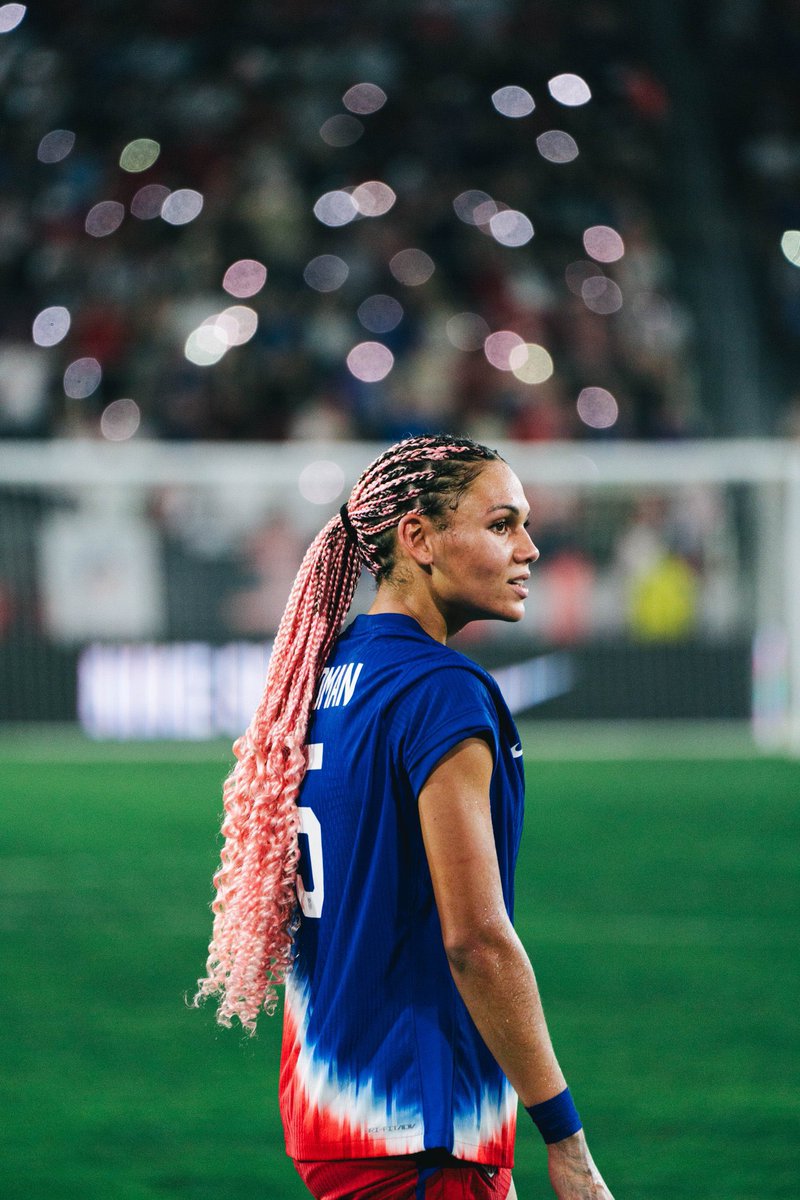 今やってるオリンピック女子サッカーのアメリカの5番のトリニティ