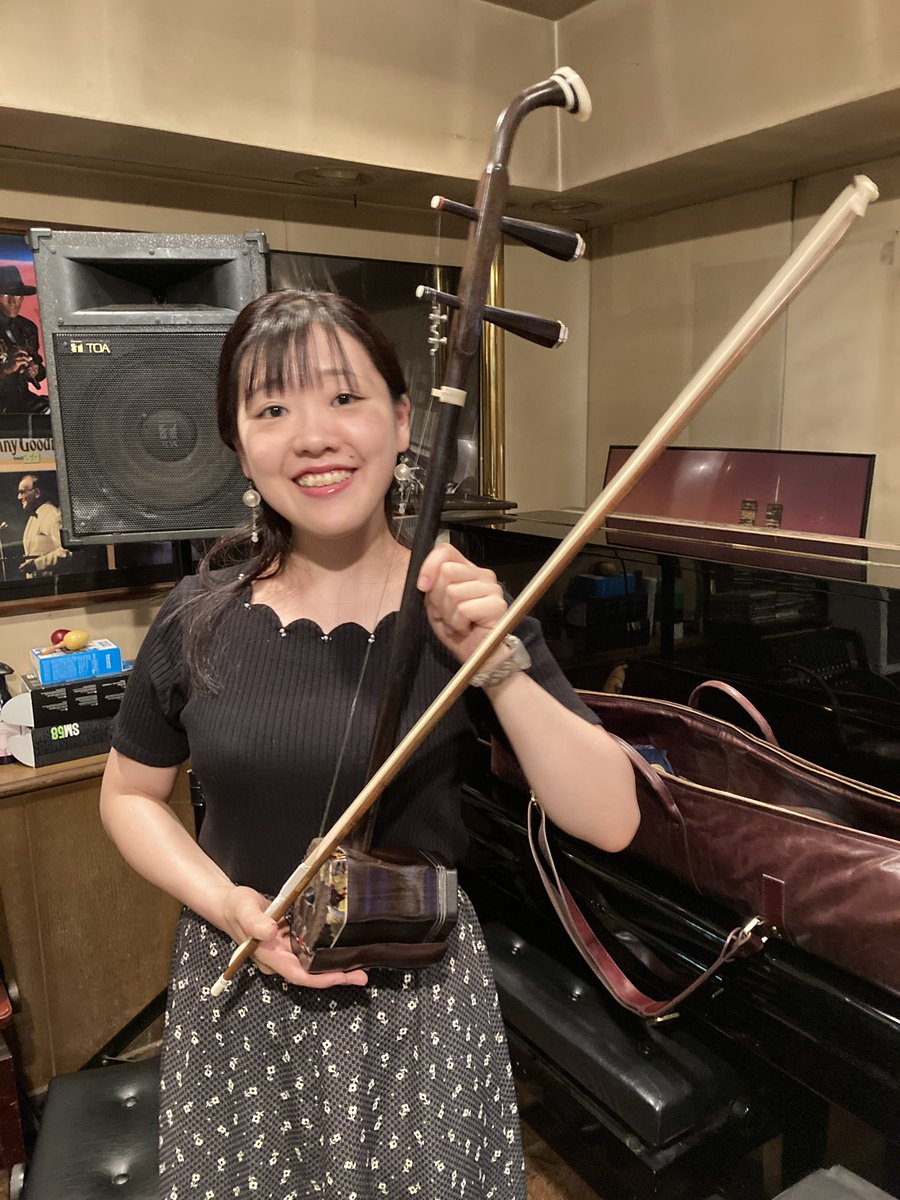 since1951gonch2's tweet photo. The Tabbyのライブ、地元市川のライブ
レストランO’dDINERで 楽しみました
#TheTabby
#安東美和
#宮坂祐子
#吉留千尋
#OdDINER https://t.co/UbPSH0UVVB
