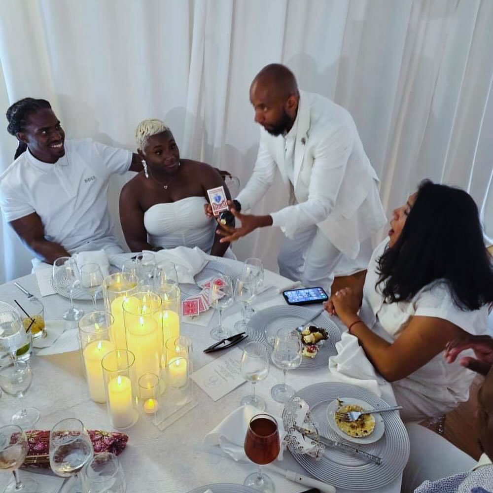 RahaanJackson's tweet photo. Magic vibes at a Diner En Blanc Birthday party, curated by @thesignatureceo signature All-white attire, fine dining, and my signature magic. Unforgettable night! https://t.co/xGRVcI2DdZ