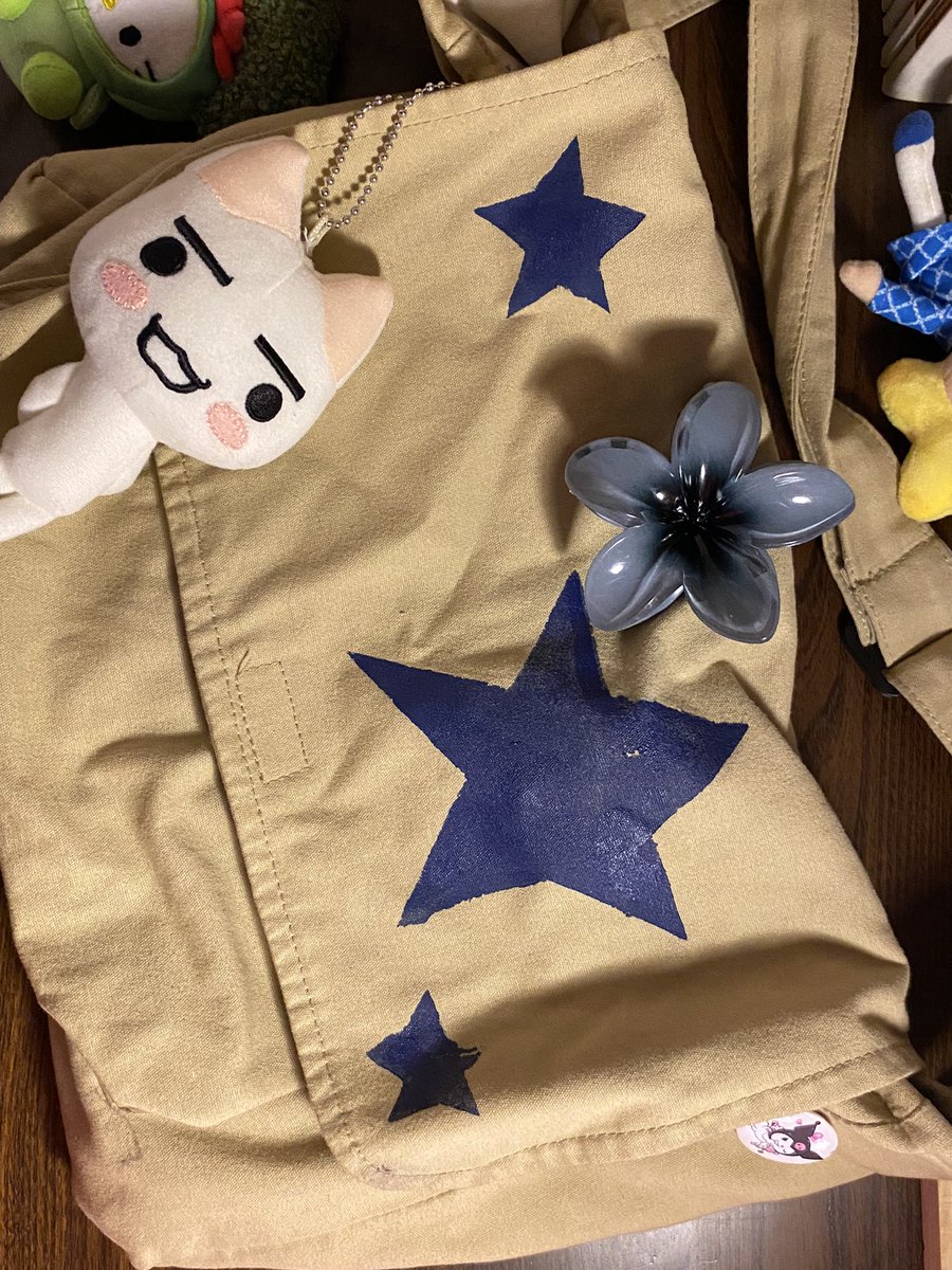 ❦ (@strawberiesoda) on Twitter photo 