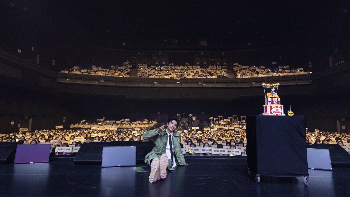 2024 Jang Wooyoung Fan Meeting
<Be Young>

장우영 보고 싶었어💙  

#우영 #WOOYOUNG
#장우영 #JangWooyoung
#Be_Young