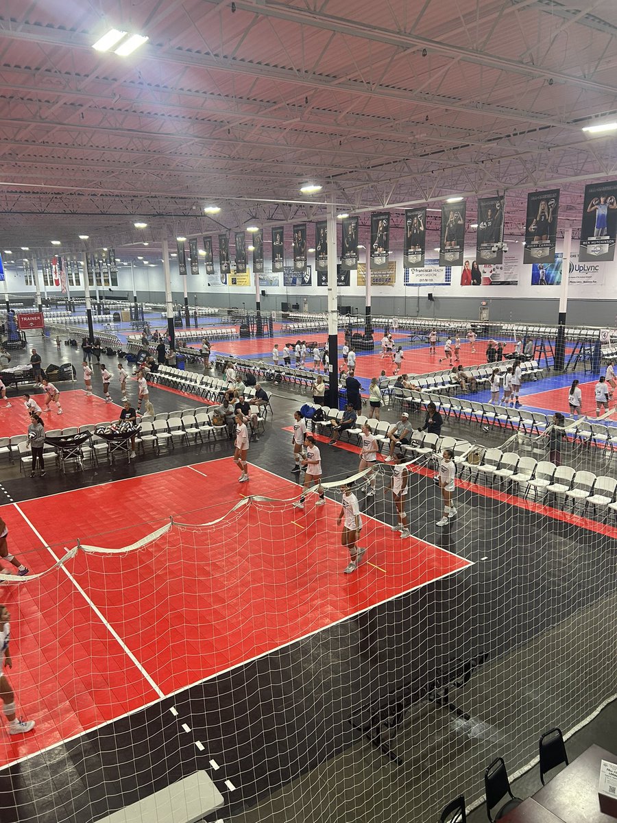 FRESHMAN SHOWCASE UNDERWAY🚨
<a href="/PrepDig/">Prep Dig 🏐</a> <a href="/PrepDigIN/">Prep Dig Indiana</a>