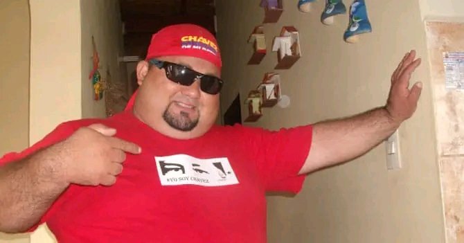 javxwww's tweet photo. yo cuando pasa la policía por mi casa con 16 motos: https://t.co/5c4IpUrxwc